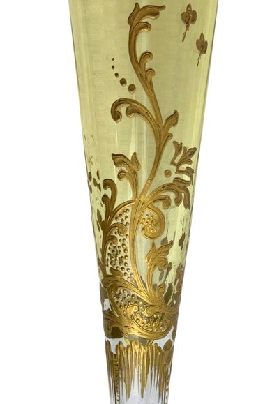 Baccarat - Conical Vase with Flower Branches Decor