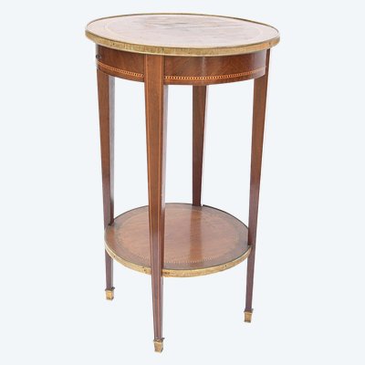 Pedestal table