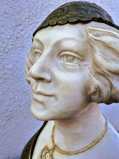 Charny, Busto di donna orientale in marmo, fine XIX-inizio XX secolo