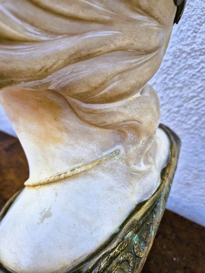Charny, Busto di donna orientale in marmo, fine XIX-inizio XX secolo