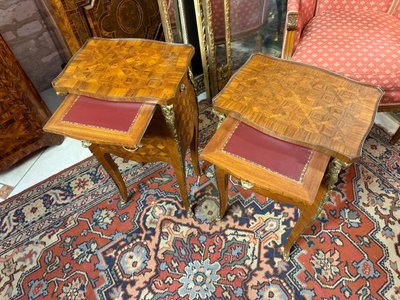 PAIRE DE CHEVETS DE STYLE LOUIS XV