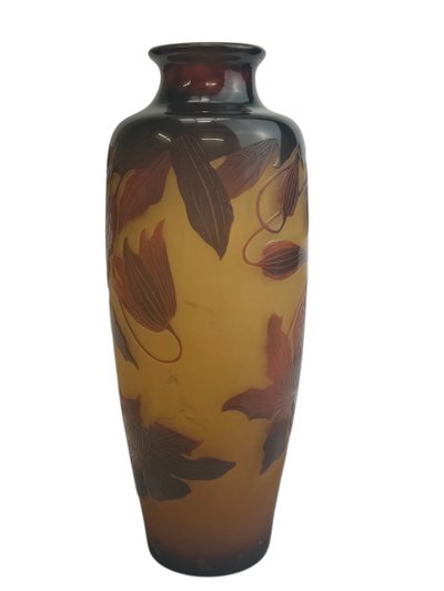 Paul Nicolas - D'Argental vase à décor de clématites 