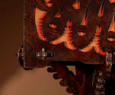 Amsterdam School, 1900-1920. Very impressive and elegant openwork wooden table lamp.