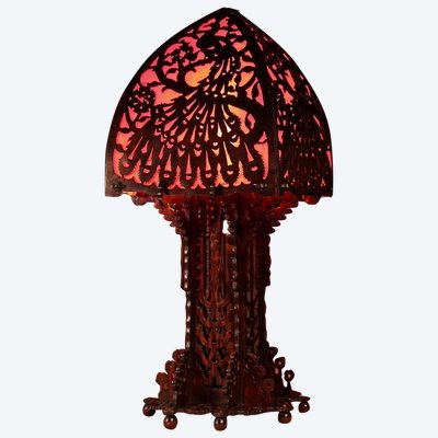 Amsterdam School, 1900-1920. Very impressive and elegant openwork wooden table lamp.