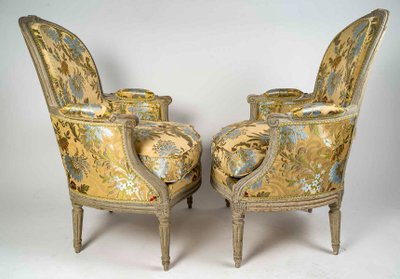 Denis Julienne, Master in 1775: Pair of Louis XVI Period Armchairs with Medallion Backs