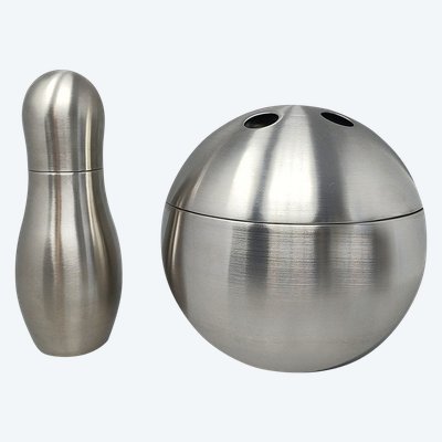 1970s Gorgeous "Bowling" Cocktail Shaker With Ice Bucket Tauma by Guzzini. Made in Italy