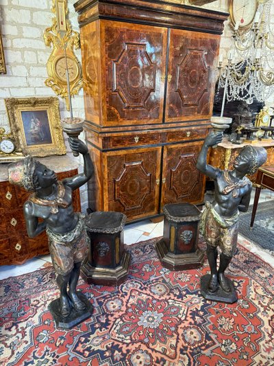 PAIR OF VENETIAN NUBIANS, EARLY 19TH CENTURY