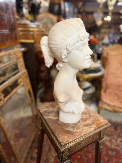 BUSTO DI DONNA IN MARMO DEL XIX SECOLO 
