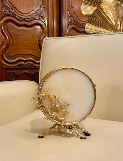 Vide-poche en agate et bronze doré, fin XIXe siècle 