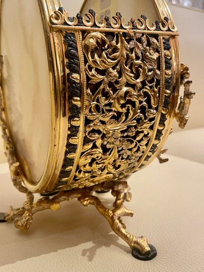 Vide-poche en agate et bronze doré, fin XIXe siècle 