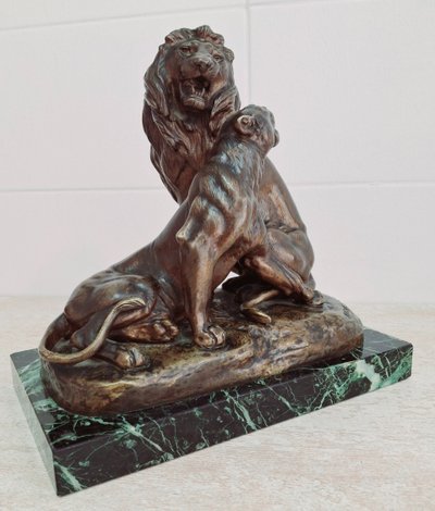 Exceptional bronze signed Louis RICHE, gold medalist