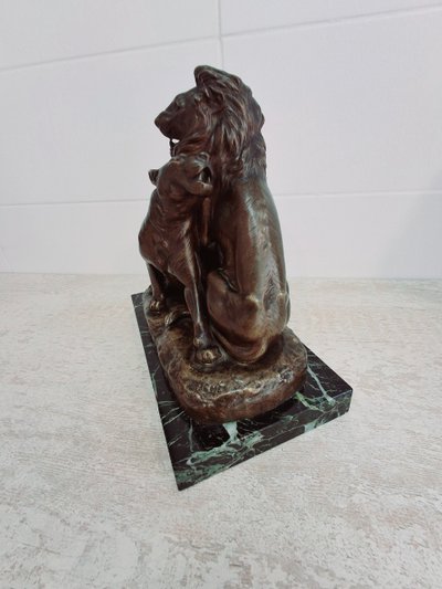Exceptional bronze signed Louis RICHE, gold medalist