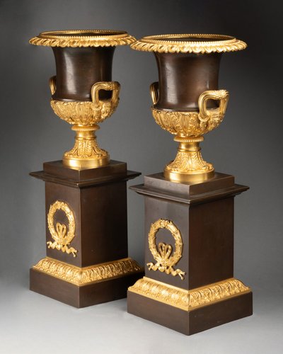 Pair of Medici Bronze Vases, 19th Century