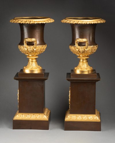 Pair of Medici Bronze Vases, 19th Century