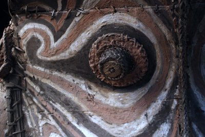 Masque de pignon, art tribal , art océanien, art traditionnel, Papouasie Nouvelle Guinée