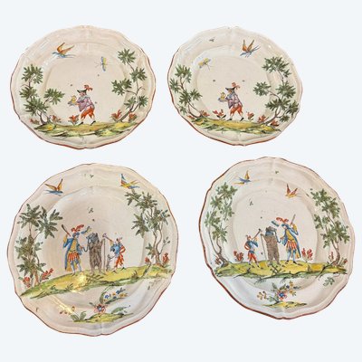 FOUR PLATES OF MILAN EARTHENWARE MANUFACTURED BY FELICE CLERICI 18TH CENTURY