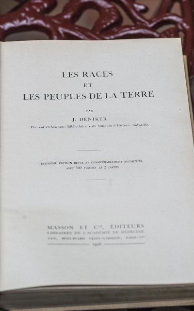 DENIKER (J.). Les races et les peuples de la terre. Paris, Masson, 1926