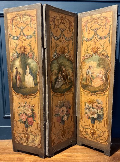 Small 18th century painted canvas screen with 3 panels H95