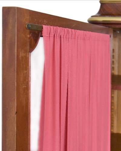 3-door bookcase with Coromandel lacquer decoration in the center