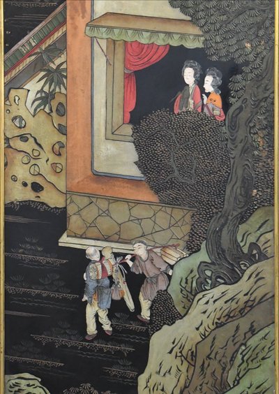 3-door bookcase with Coromandel lacquer decoration in the center