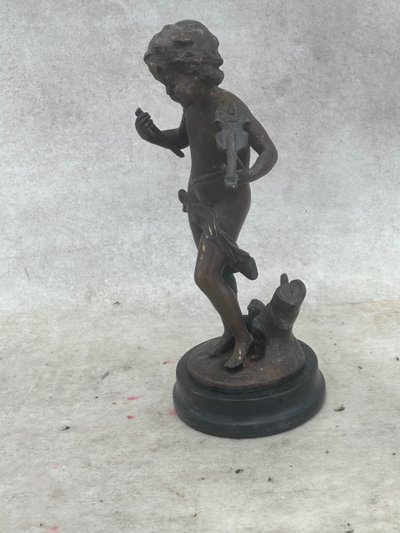 Child violinist