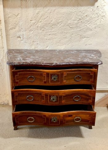 Commode Grenobloise. France, XVIIIe siècle