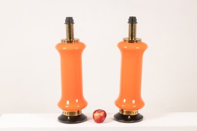 Coppia di lampade in vetro arancione. Anni '70. Codice articolo: LS6353387A