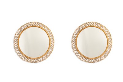 Pair of round rattan mirrors with interlacing. 1980s. LS6358B551M