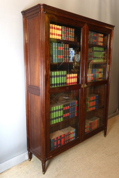 Libreria in mogano del XIX secolo