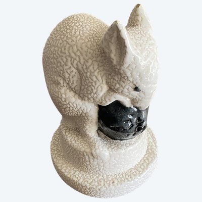 Mouse con la sua noce in ceramica della manifattura di Sèvres  Affascinante figurina Art Déco in cer