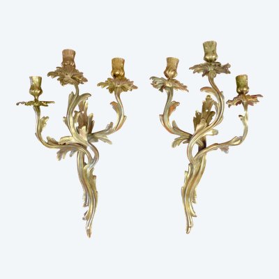 Pair of Louis XV style bronze 3-light wall lights, early 20th century height: 46 cm