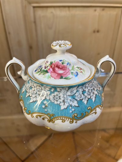 Royal Albert 100-Piece Enchantment Dinner Service