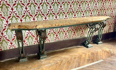 Consolle in ferro battuto stile Luigi XV molto grande, fine XIX secolo, L 260 cm 