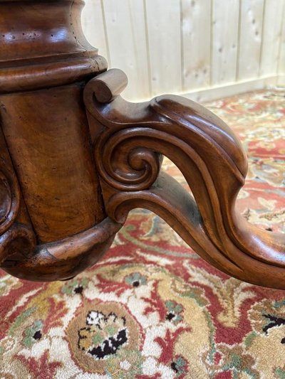 Walnut and ronce medium table