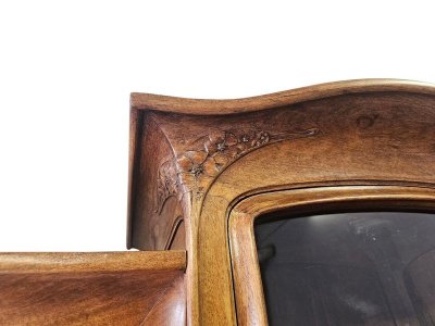Monumental Buffet de Présentation Art Nouveau