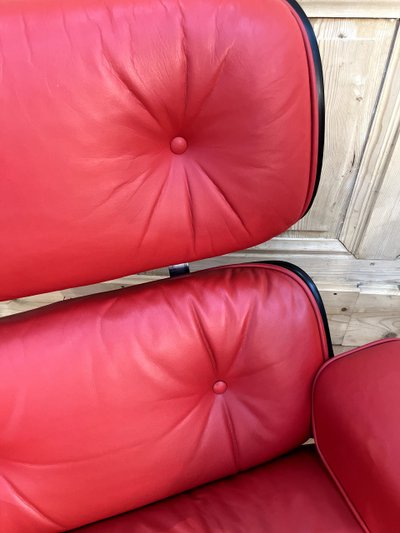 Charles & Ray EAMES two Lounge Chairs and an Ottoman Vitra Edition