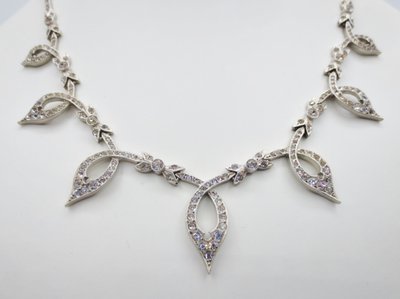 Collier 1925.