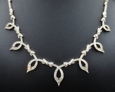 Collier 1925.