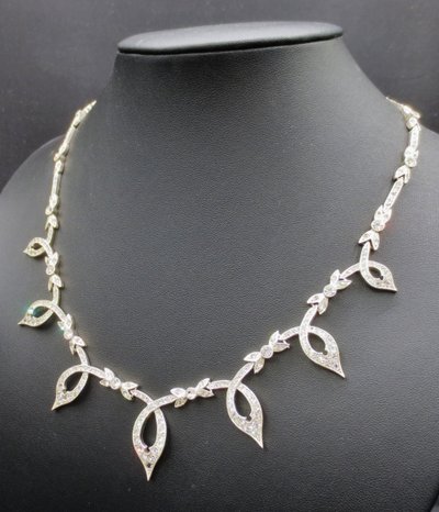 Collier 1925.