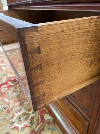Commode de toilette en acajou époque Napoléon III