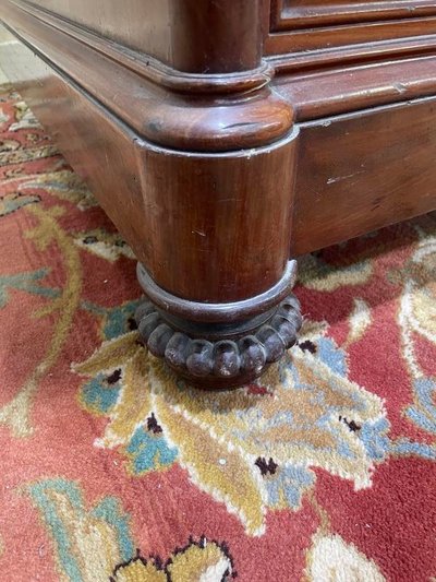 Commode de toilette en acajou époque Napoléon III