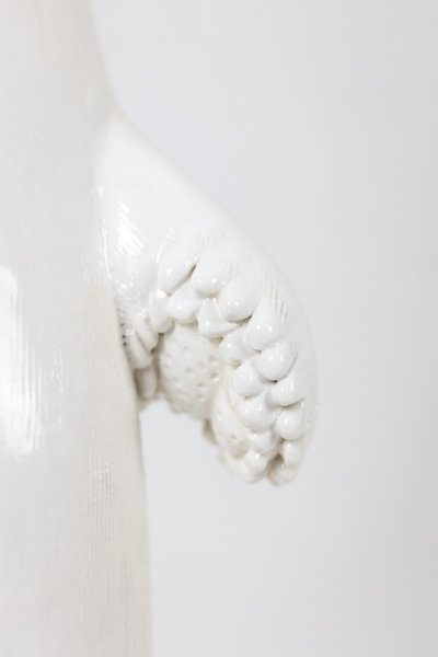 Valérie Courtet. Standing polar bear. Contemporary work LS64171309P