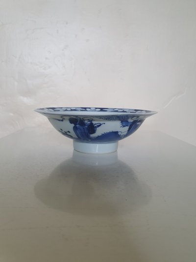 Late Qing blue and white porcelain bowl with immortals; 19th c China