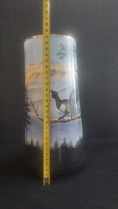Vase aus Opalglas mit Heidehahndekor 