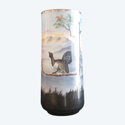 Vase aus Opalglas mit Heidehahndekor 