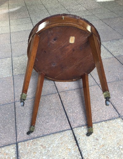 A pedestal table called a "bouillotte table"