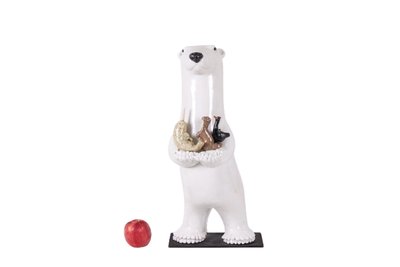 Valérie Courtet. Bear presenting 3 animals. Contemporary. LS64211605M