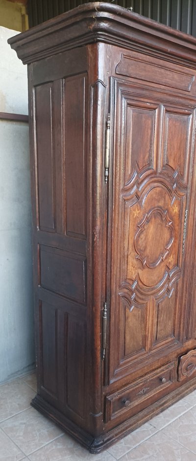 Louis XIV wardrobe in solid oak, 18th century