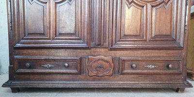 Louis XIV wardrobe in solid oak, 18th century