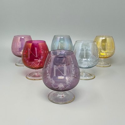 Set di sei bicchieri di lusso colorati Napoleone, realizzati a mano in cristallo, anni '60. Prodotto in Italia.